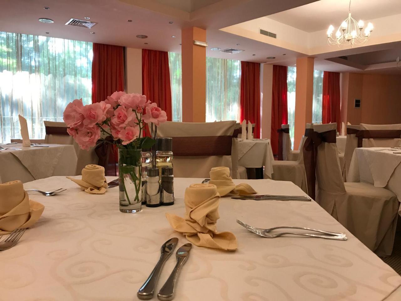 Hotel Otdih קברנה מראה חיצוני תמונה